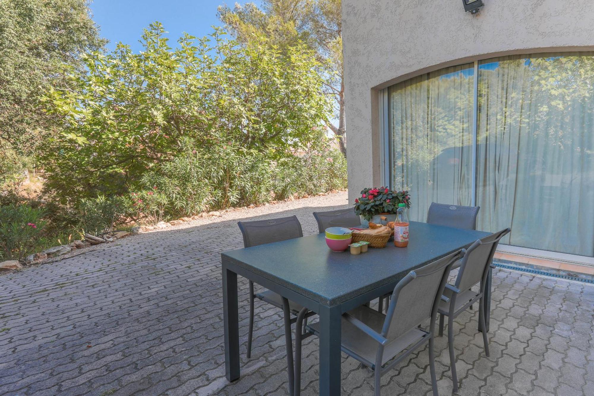 Complete Au Soleil D'azur Villa Fréjus