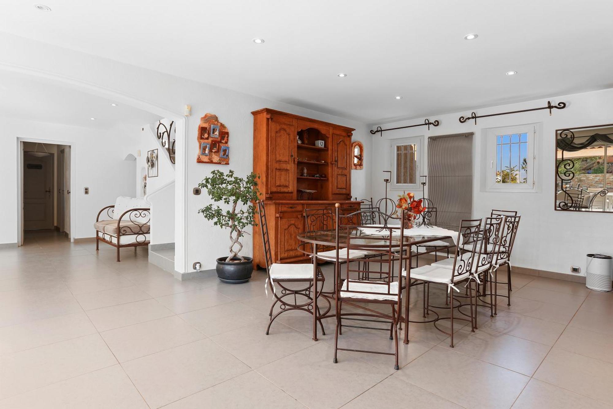 Complete Au Soleil D'azur Villa Fréjus